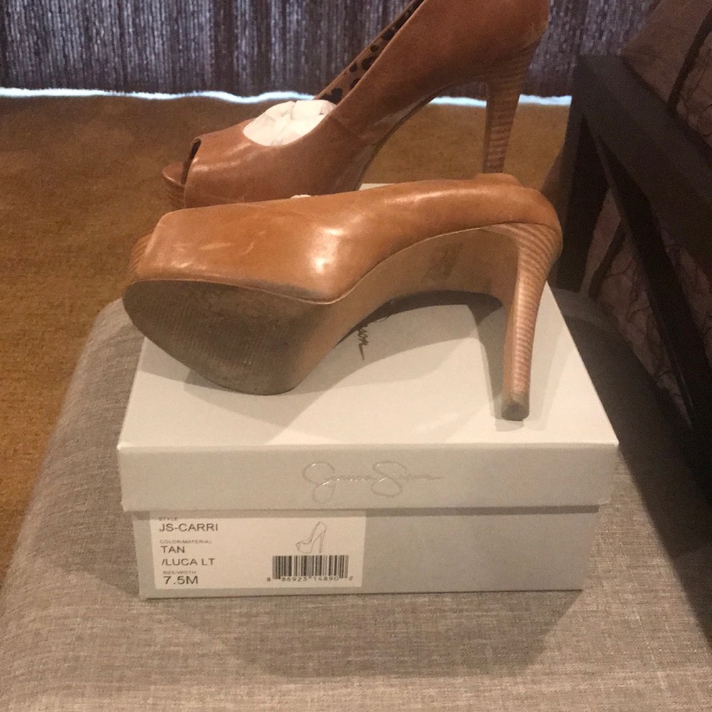 Shoes - Picture 3 of 3